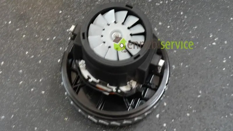 Aspirateur à aspirateur à moteur