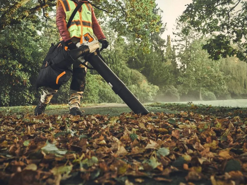Aspirateur et broyeur sans fil STIHL SHA 140