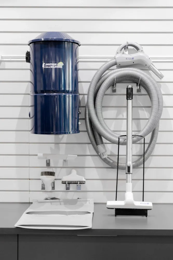 Aspirateur central M4, 600 airwatts, Boutique de la Balayeuse