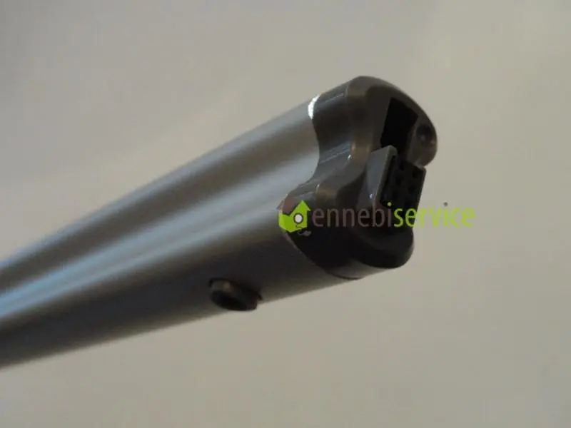 Black Steam Puck Stick + Decker FSM1630