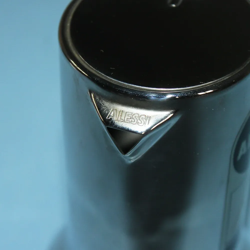 Cafetière italienne Alessi 9090/3 en inox pour 3 tasses design Richard Sapper