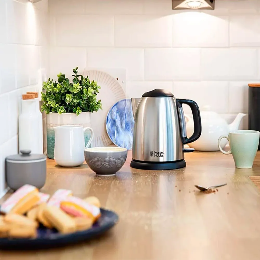 Certifié CE Bouilloire aventure Russell Hobbs