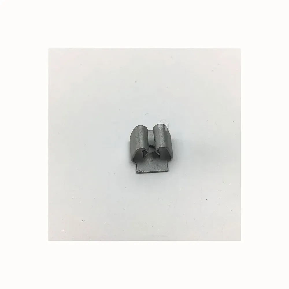 Clip de fixation pour four Whirlpool et Indesit C00385336 481010831794