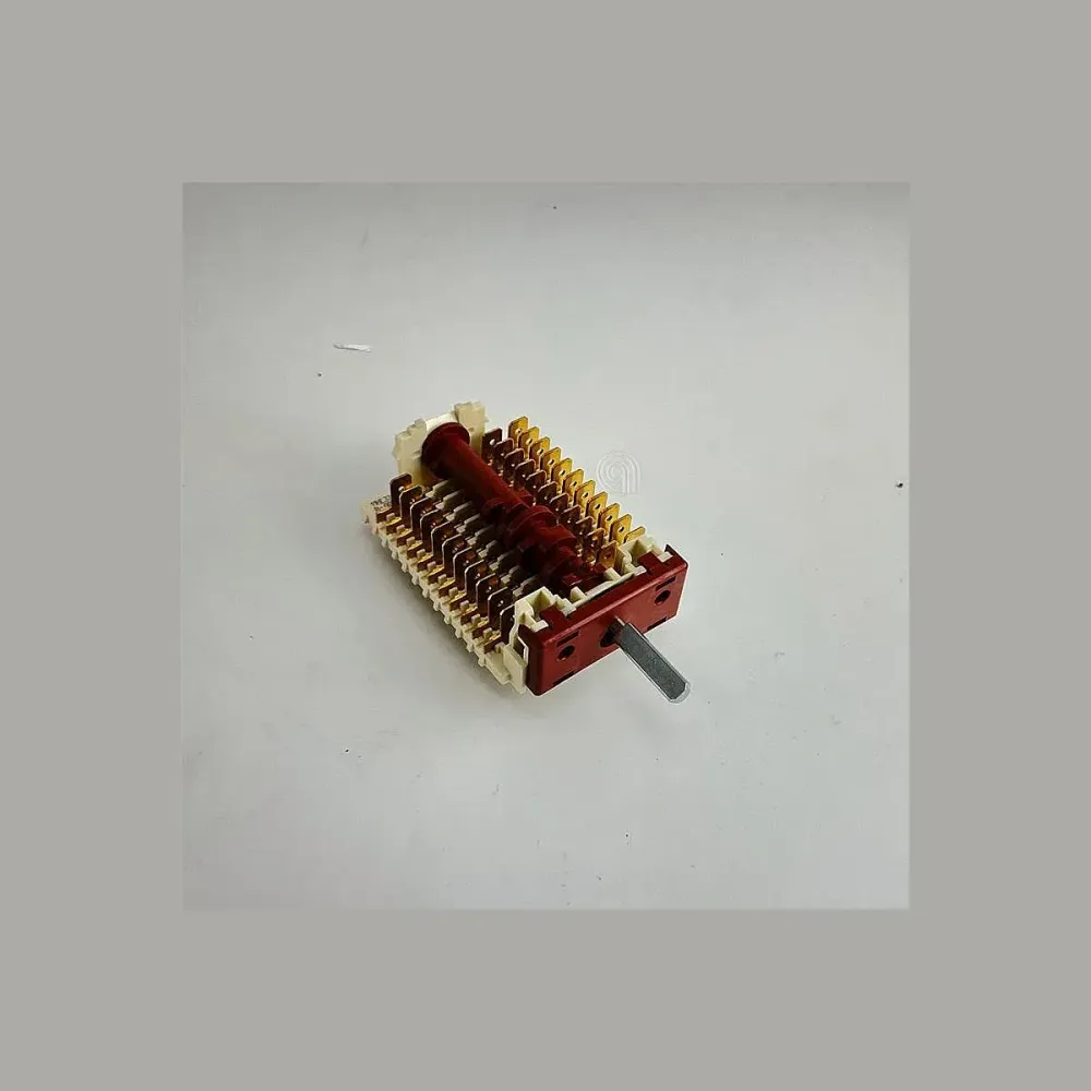 Commutateur four Electrolux 6+0 modèle 140137437020