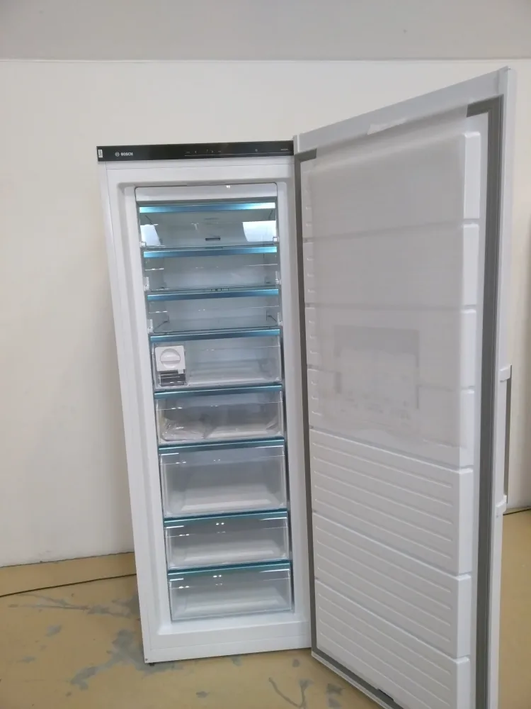 Congélateur armoire BOSCH Serie 6 GSN58AWCV 366L blanc