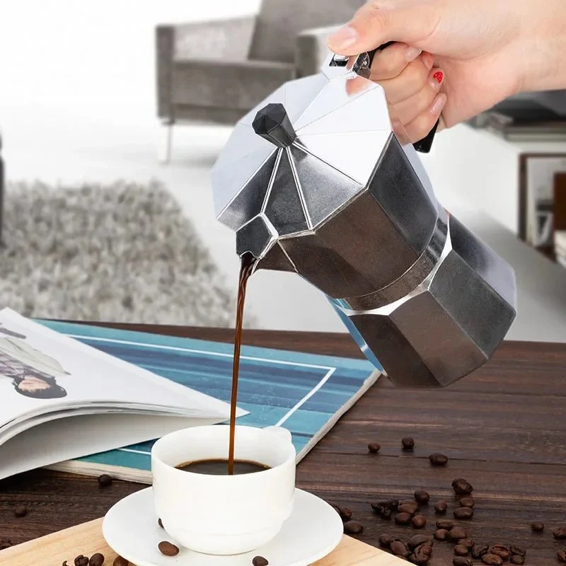 CAFÉPRO – Cafetière expresso italienne portable en aluminium pour un arôme intense Cozey Maison