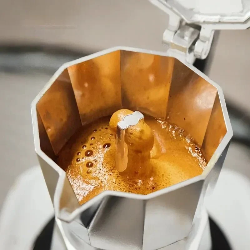 CAFÉPRO – Cafetière expresso italienne portable en aluminium pour un arôme intense Cozey Maison