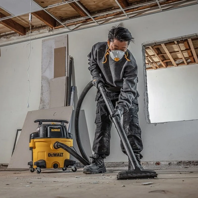 ASPIRATEUR EAU & POUSSIÈRES DEWALT DXVP-QT – 960W, 34L, SILENCIEUX DEWALT MACHINES