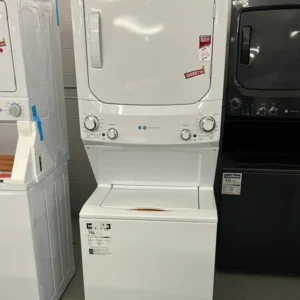 Duo laveuse-sécheuse électrique 4,5 pi³ de GE (GUD27EEMNWW) - Blanc