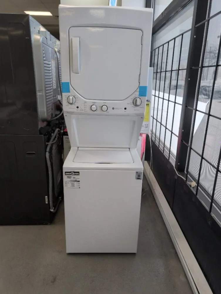 GUD24ESMMWW - LAVEUSE SÉCHEUSE SUPERPOSÉES - GE - Laveuse/sécheuse superposées - Électrique - Blanc - Boîte Ouverte