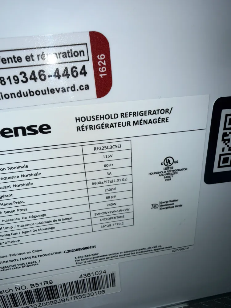 Réfrigérateur à double porte 22.5 pi³ - 36 po Hisense RF225C3CSEI