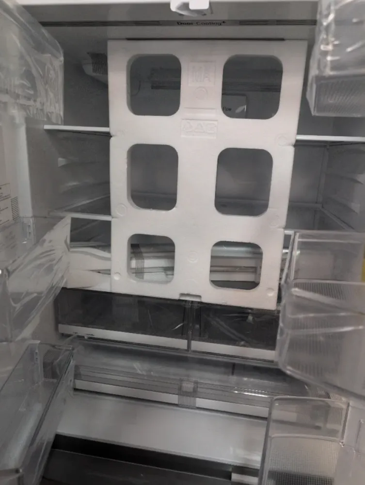 LRFS28XBS - RÉFRIGÉRATEURS - LG - Trois Portes Avec Porte â Deux Battants - Acier inoxydable - Boîte Ouverte