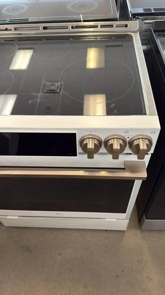 LSIS6338NE - CUISINIÈRES - LG STUDIO - Électrique - Acier inoxydable - Boîte Ouverte