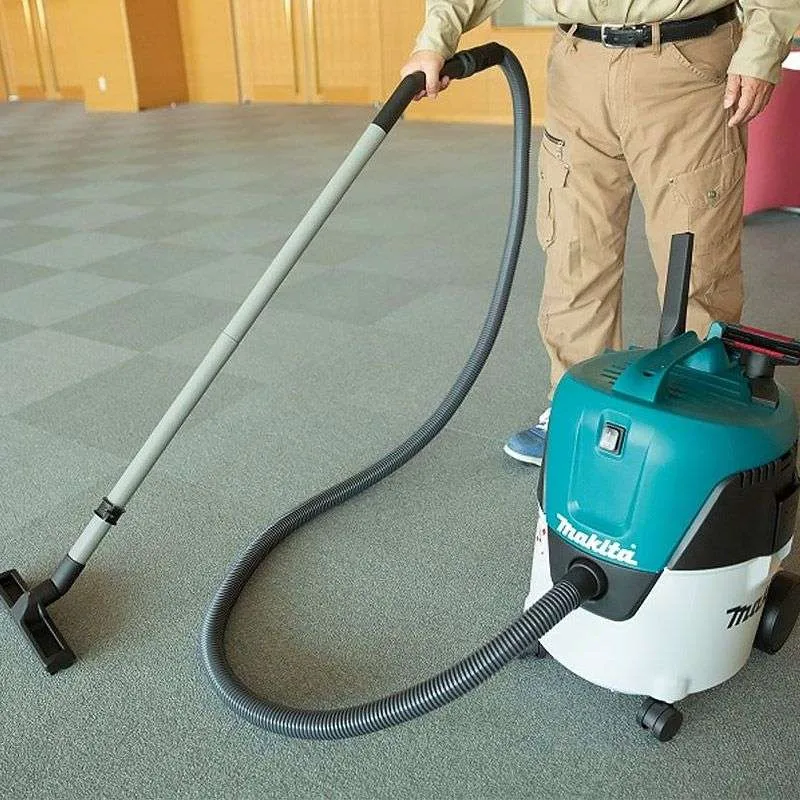 Aspirateur MAKITA VC2000L classe L 1000W MAKITA MACHINES