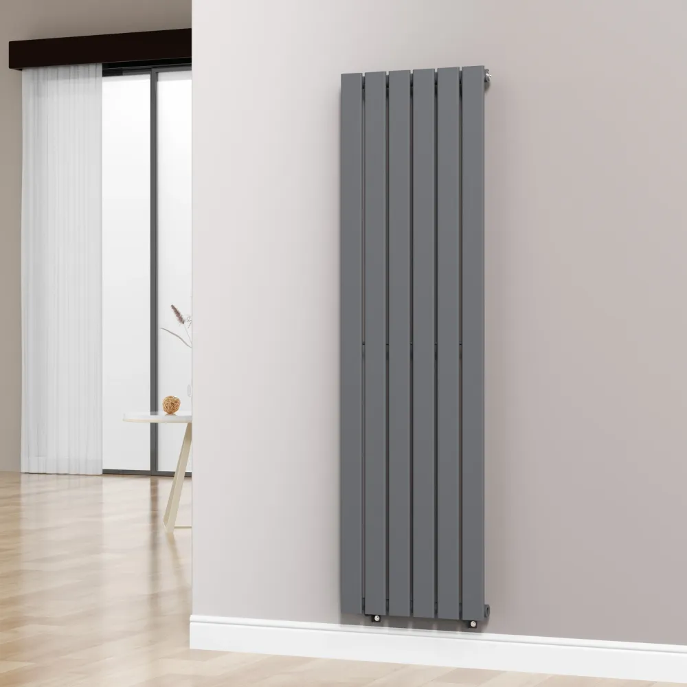 Radiateur plat vertical design gris anthracite de 452 mm x 1 600 mm, 2 558 BTU Myhomeware