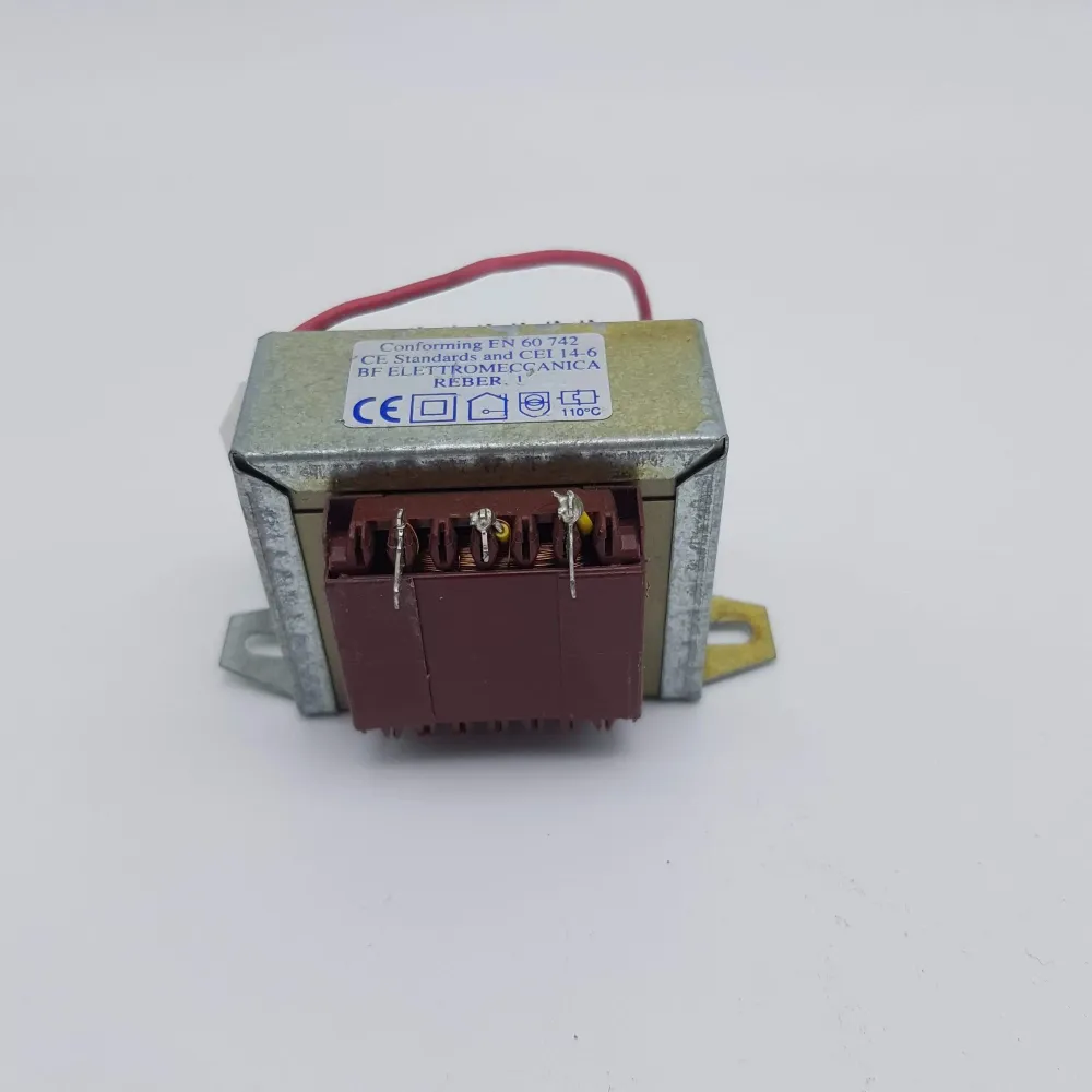 Old Transformateur comme le vibre sous vide