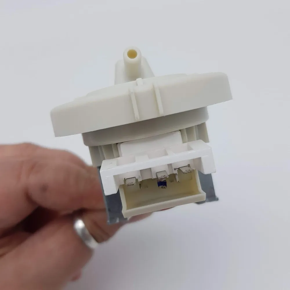 Pressostat pour la machine à laver LG SPS-L06A