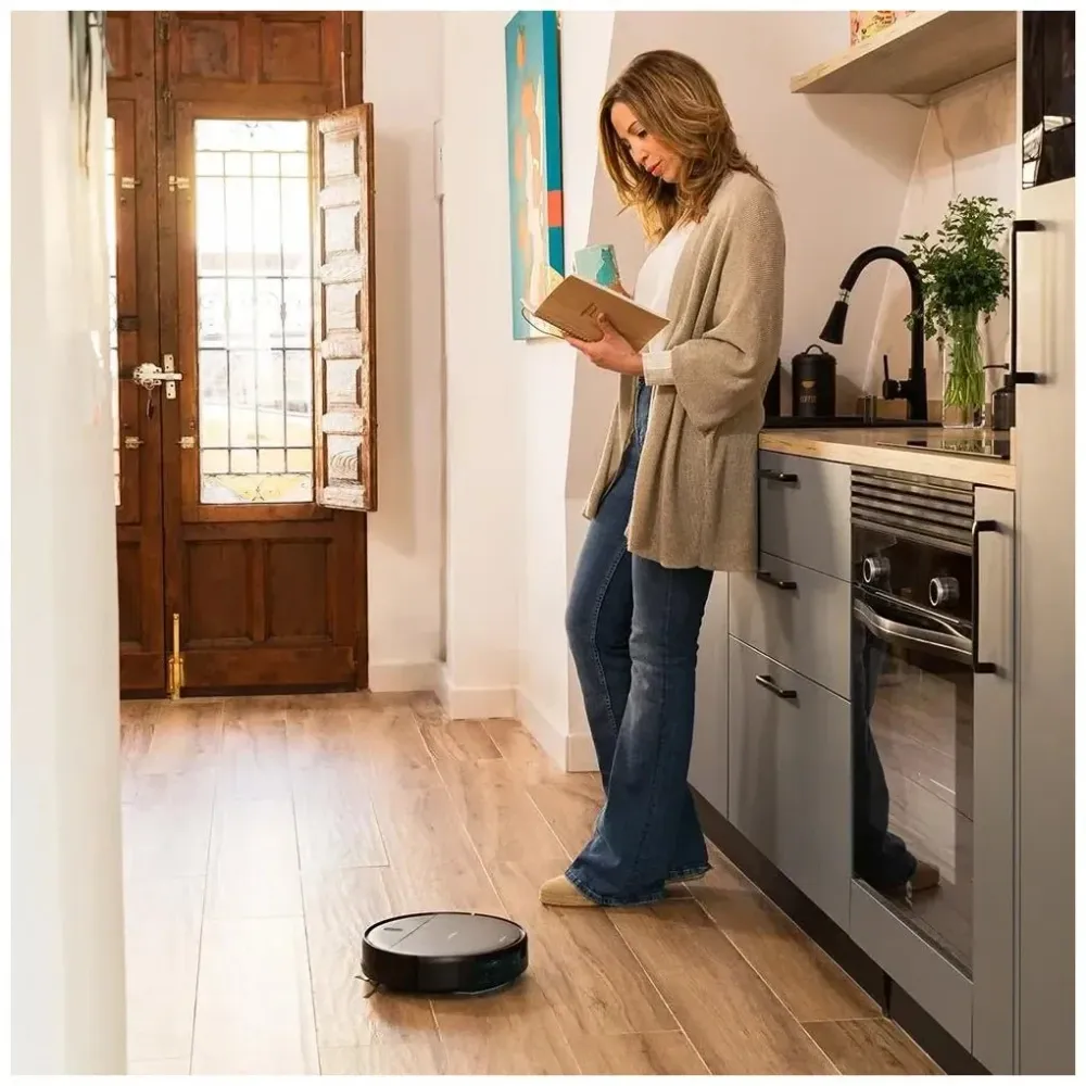 Robot aspirateur Cecotec 5 en 1 navigation reactive puissance d aspiration elevee