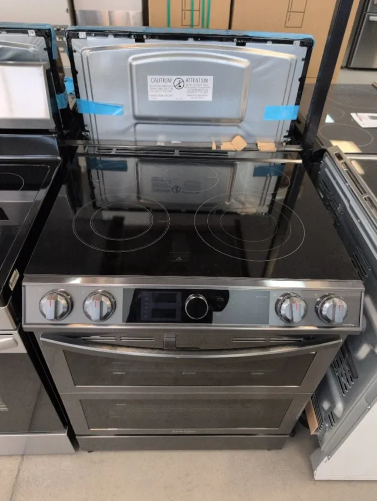 NE63T8751SG - CUISINIÈRES - Samsung - Électrique - Acier inoxydable Noir - Boîte Ouverte