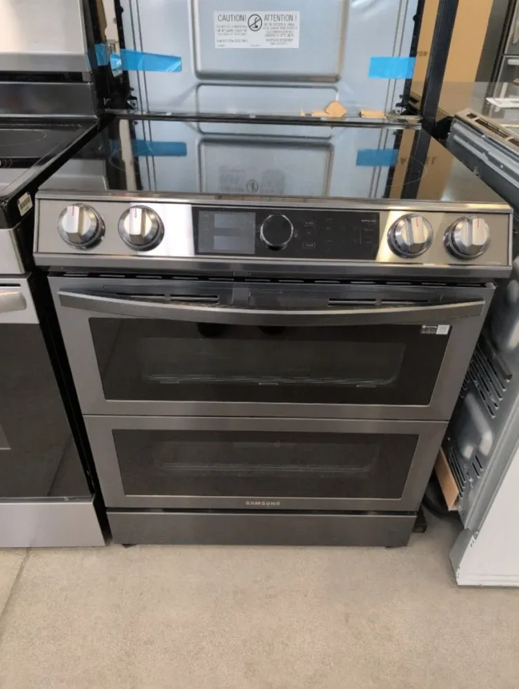 NE63T8751SG - CUISINIÈRES - Samsung - Électrique - Acier inoxydable Noir - Boîte Ouverte