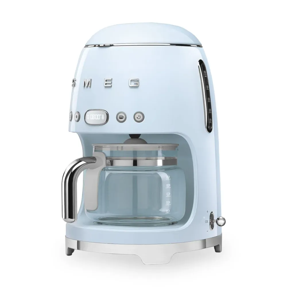 Smeg 10-Cup Drip Coffeemaker - DCF02PBUS|Cafetière à filtre Smeg de 10 tasses - DCF02PBUS Smeg Canada Inc