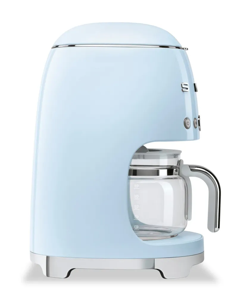 Smeg 10-Cup Drip Coffeemaker - DCF02PBUS|Cafetière à filtre Smeg de 10 tasses - DCF02PBUS Smeg Canada Inc