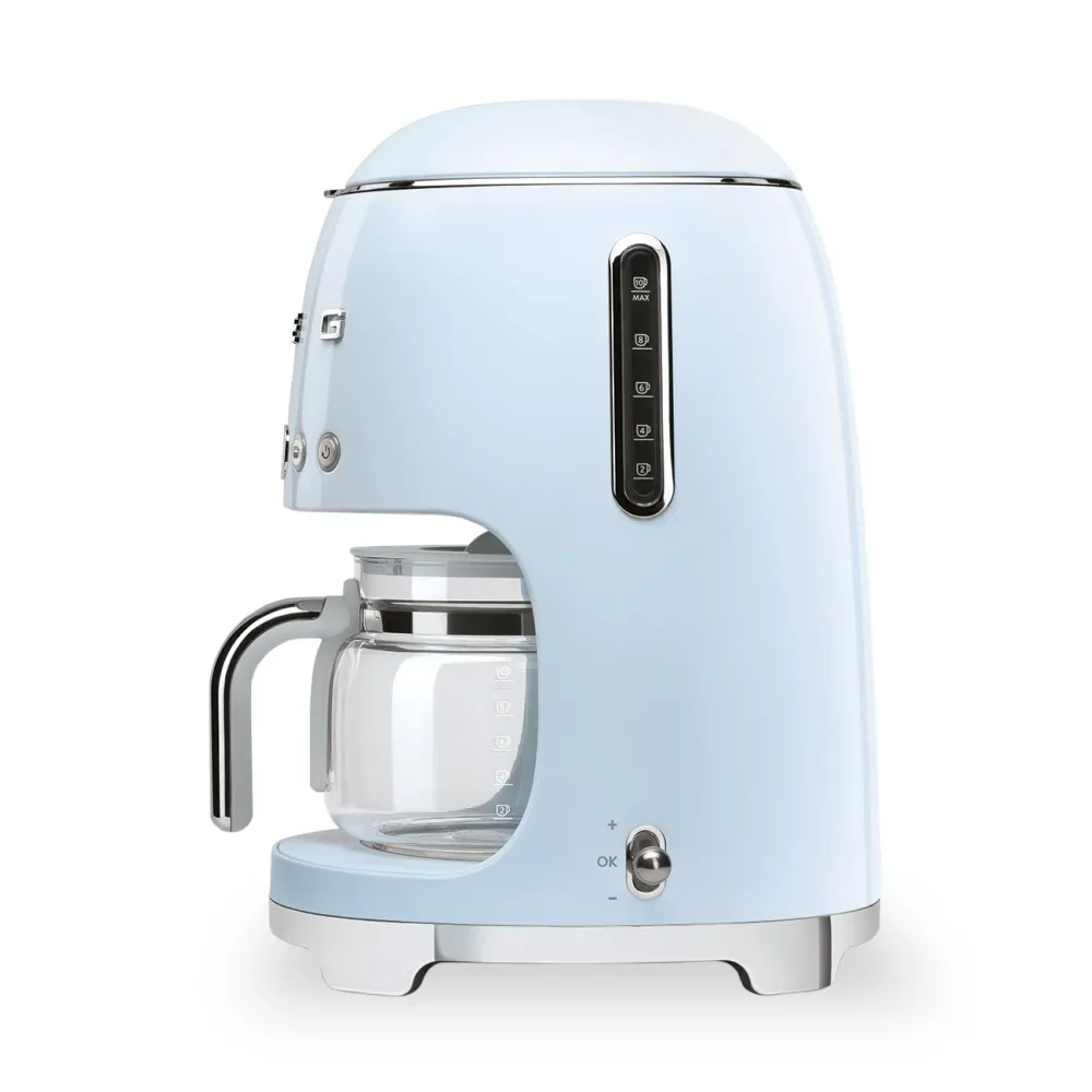 Smeg 10-Cup Drip Coffeemaker - DCF02PBUS|Cafetière à filtre Smeg de 10 tasses - DCF02PBUS Smeg Canada Inc