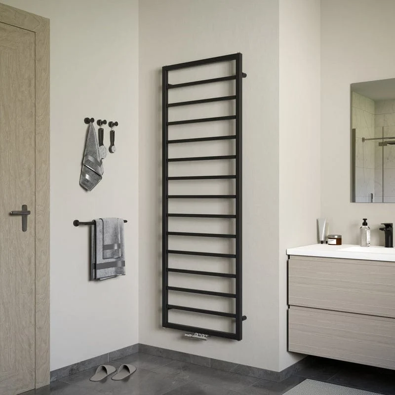 Radiateur de salle de bain STUROTEC Bath 3 60 x 148 cm