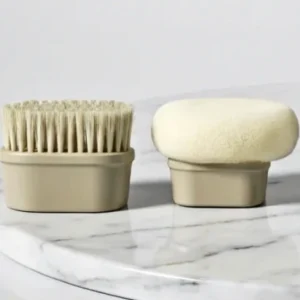 Brosse et éponge adaptables sur votre pommeau Suimy