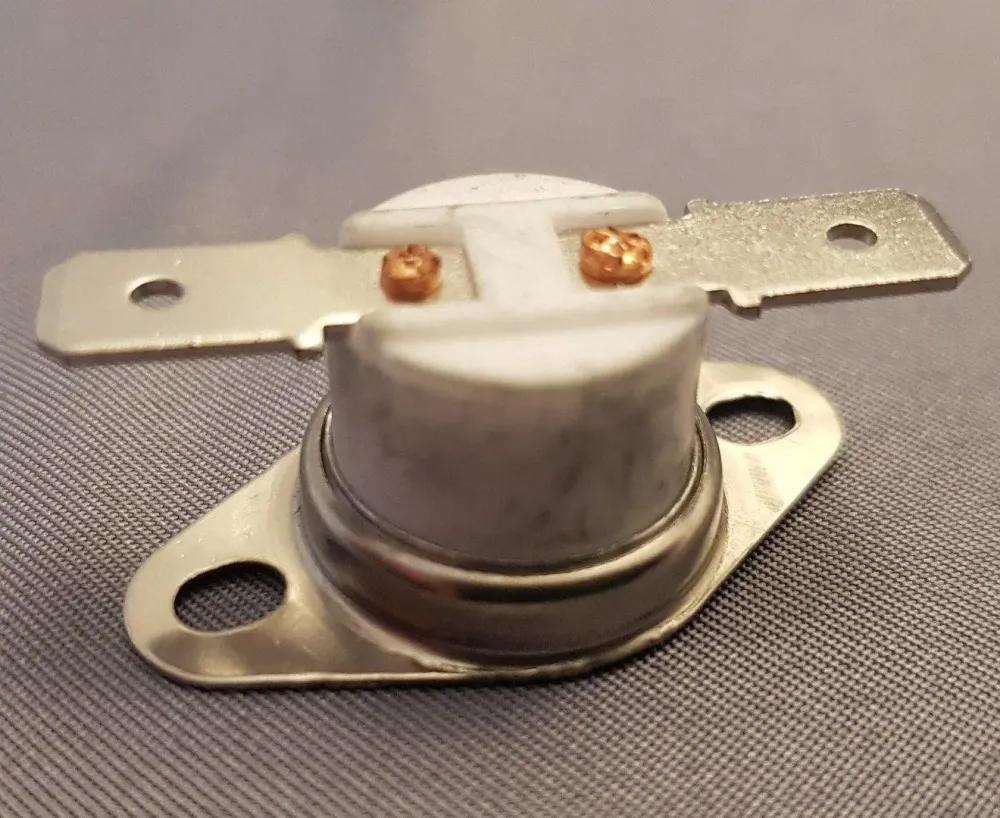 Thermostat 180 ° NC