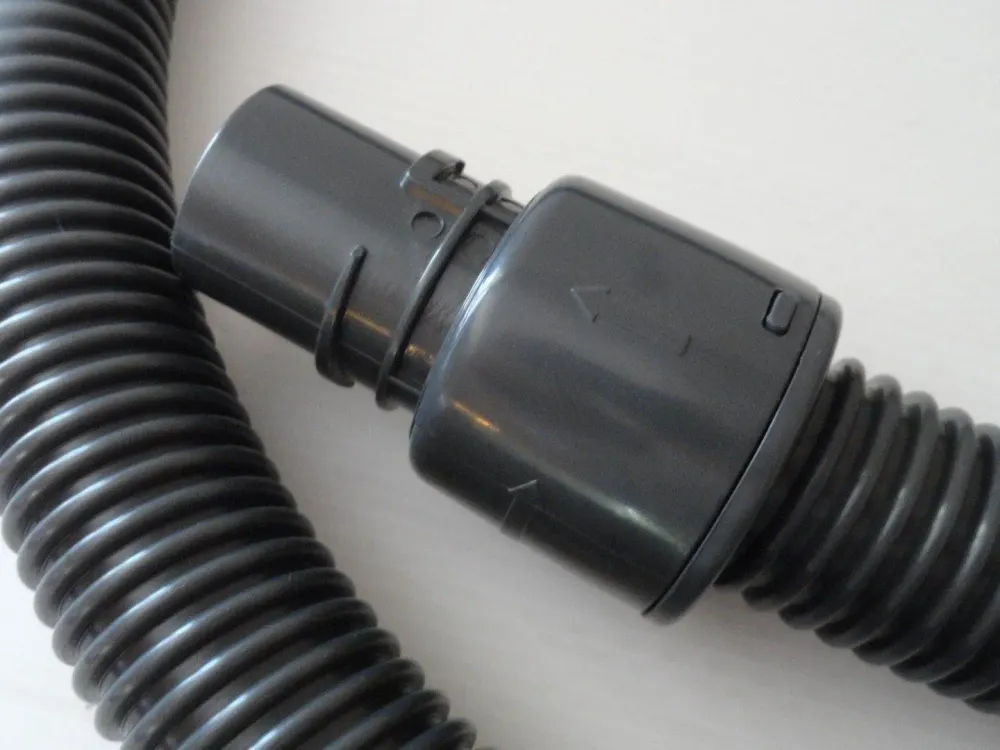 Tube flexible pour l'aspirateur de Longhi XTJ140