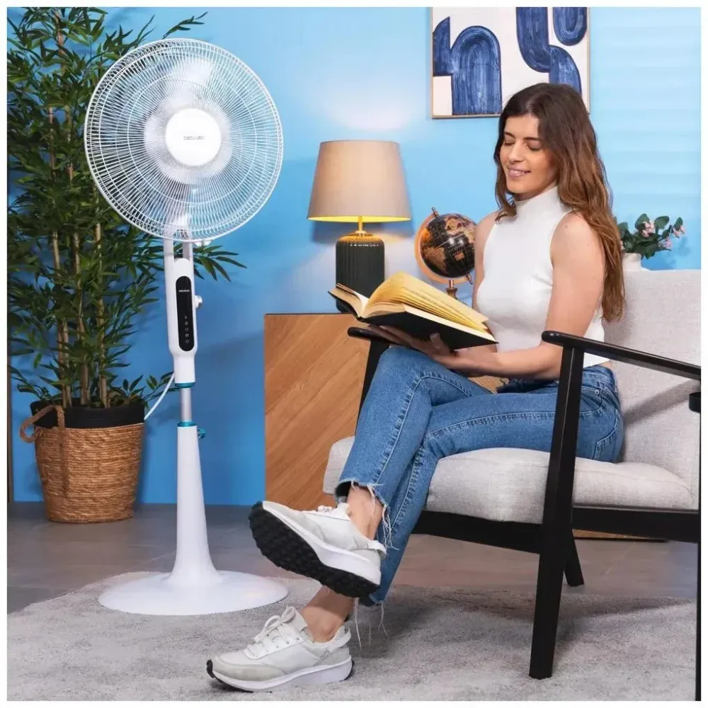Ventilateur sur pied 65 W avec répulsif anti moustiques télécommande minuterie Cecotec