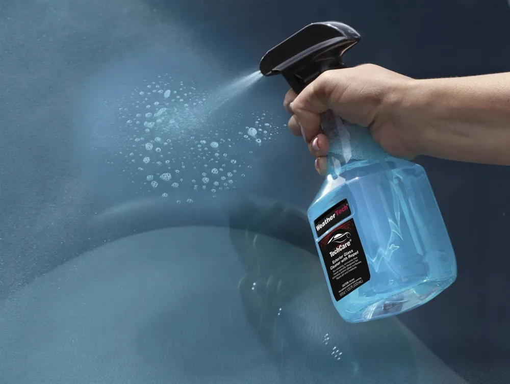 TechCareNAUniversalUniversal Weathertech