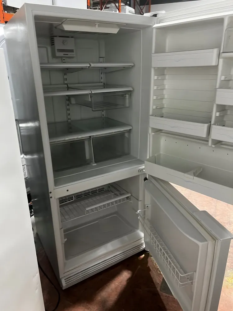 Congélateur Intégrable Réfrigérateur 30po Blanc congélateur en bas | Kenmore ***USAGÉ ***