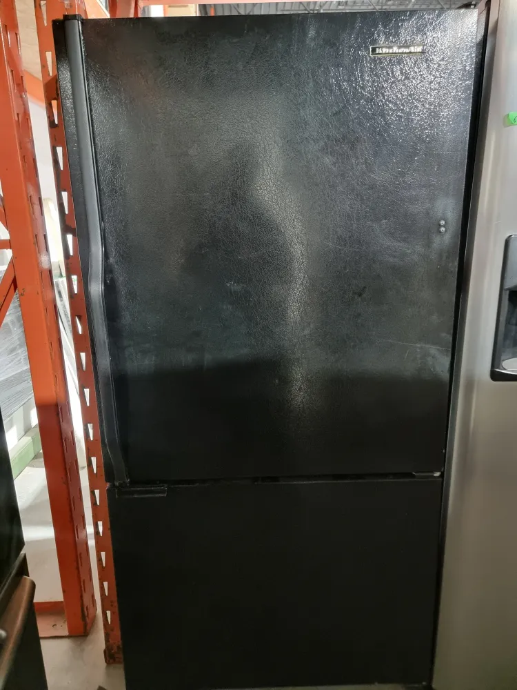 Congélateur Vertical Réfrigérateur 33po Noir congélateur en bas | KitchenAid *** USAGÉ ***