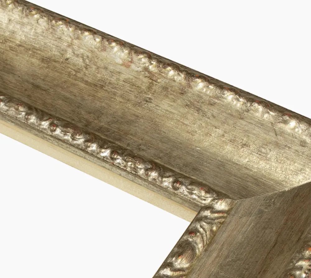 620.231 cadre en bois à la feuille d'argent antique mesure de profil 65x48 mm