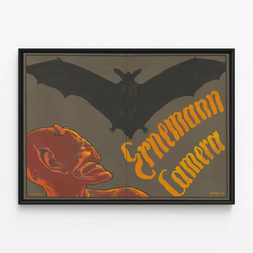 Affiche vintage Ernemann Camera avec démon et chauve-souris