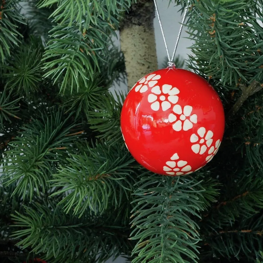 Boule décoration en peuplier massif rouge ANGO