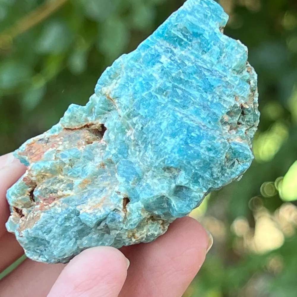 Apatite pierre brute modèle 7