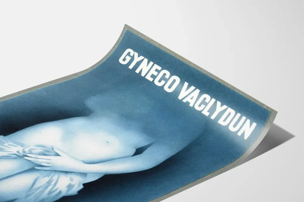 Affiche Vintage Gyneco Vaclydun avec Sculpture Classique Artem Legrand