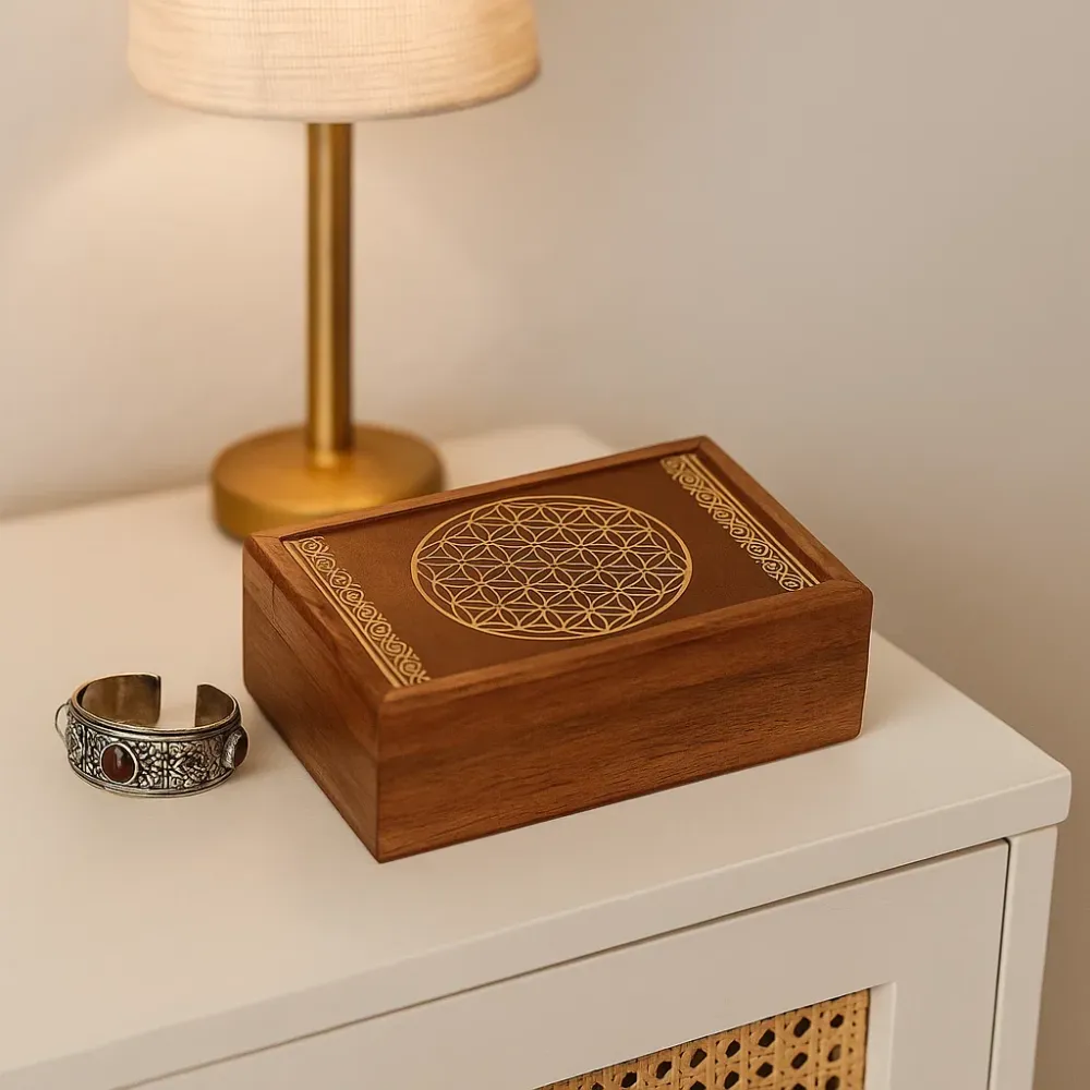 Boîte en bois décoration fait main Astroia