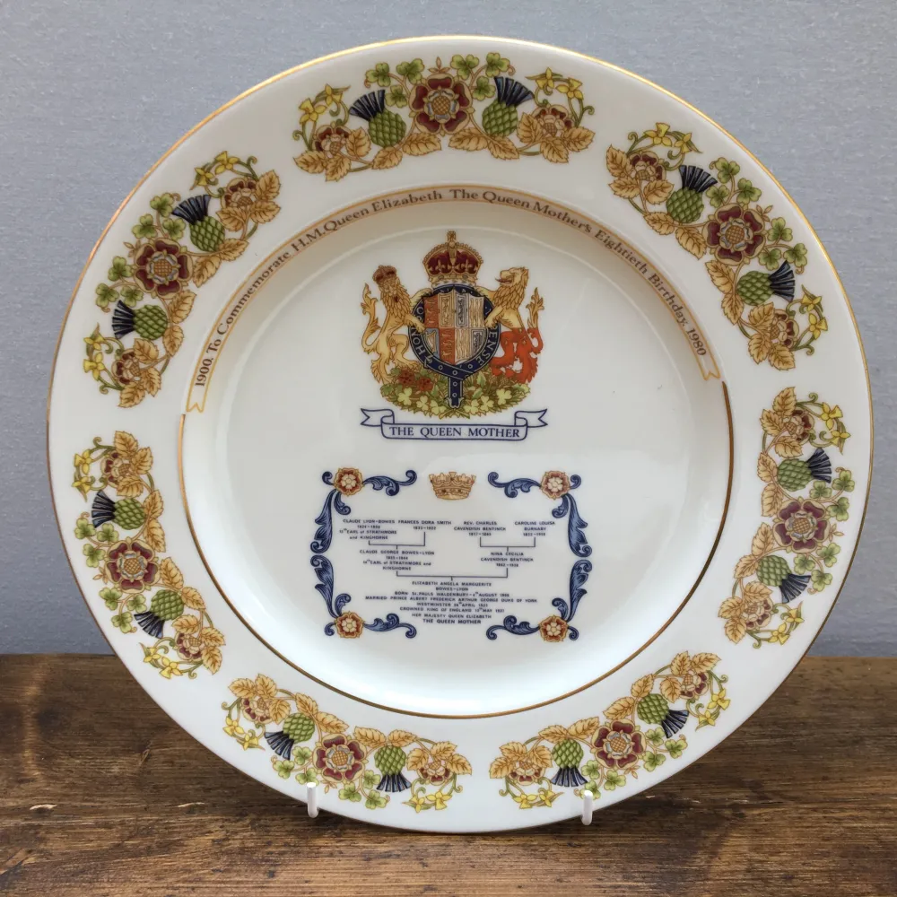 Aynsley « Assiettes décoratives » – Assiette du 80e anniversaire de la reine mère (en boîte) Aynsley China