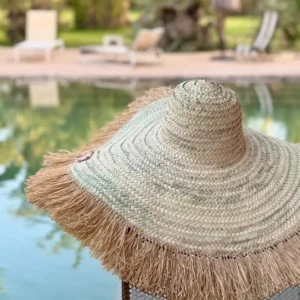 Chapeau déco XXL en palme tressée avec franges en raphia - Ø 80 cm - Grand chapeau en paille marocain - Décoration murale...