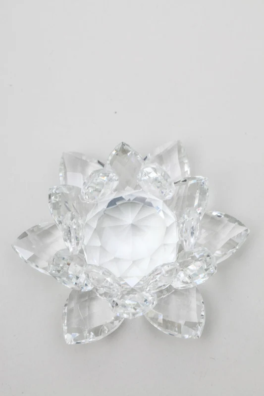 Bougeoir en verre cristal fleur de lotus 10 cm transparent