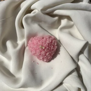 Bougie coeur fleurie parfum PIVOINE