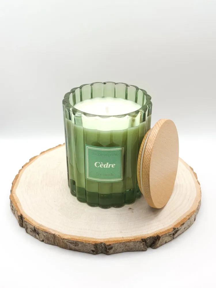 Bougie végétale parfumée - Cèdre