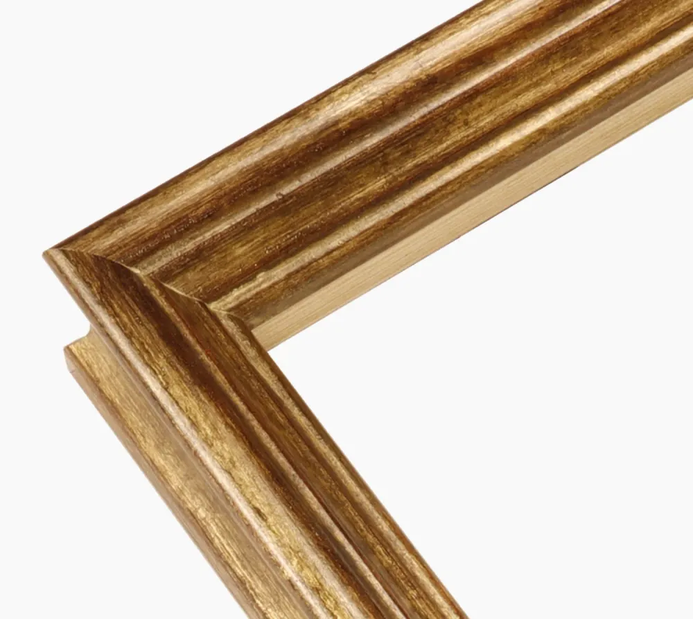 Cadre en bois à la feuille d'or antique art.240.230