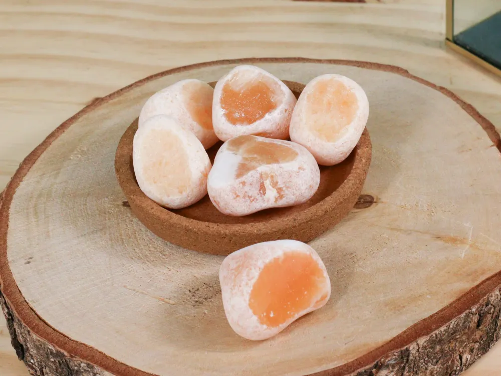 Calcite jaune dépolie – Joie de vivre, confiance en soi & énergie positive