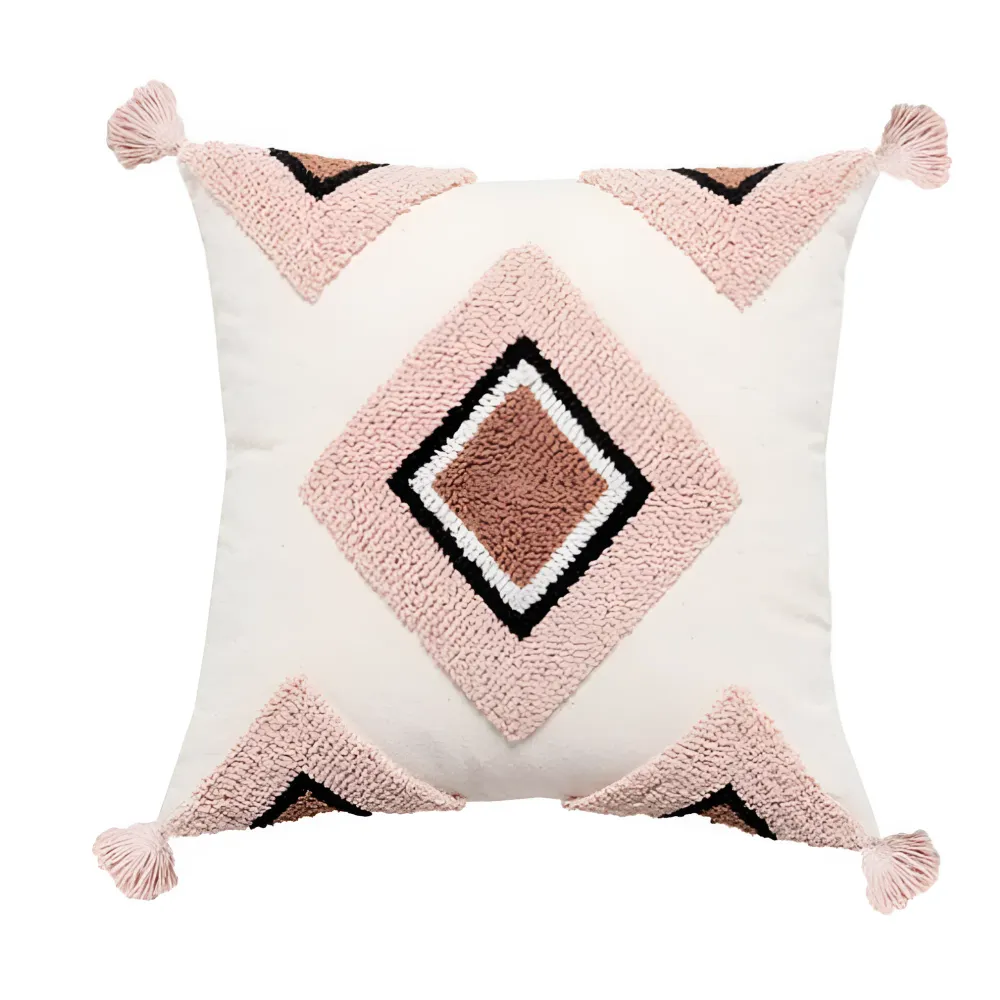 Housse de coussin bohème brodée et capitonnée Arc Casa & Beyond