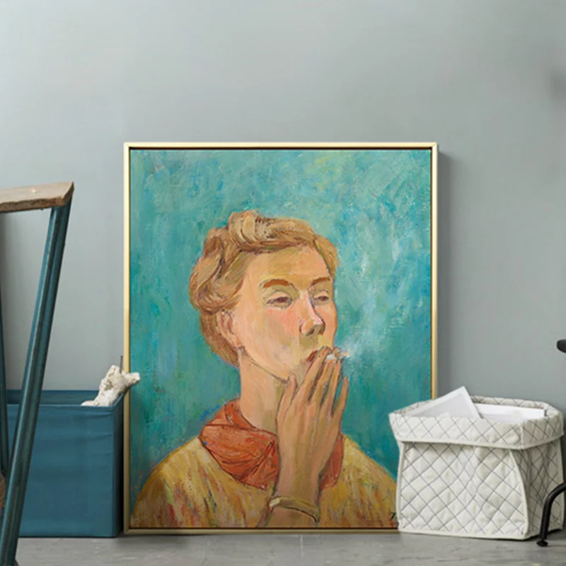 Peinture moderne garçon fumant, toile jaune texturée, impression d'art mural pour salon Clearhalo